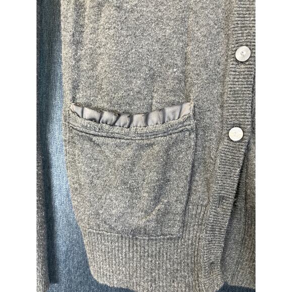 Hollister Y2K Womens L Gray V Neck Ruffle Pockets Long Sleeves Cardigan FLAW - Picture 8 of 10